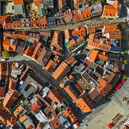Hometonight Downtown In - 1-zimmer-apartment In Historischer Altstadt * Bayreuth